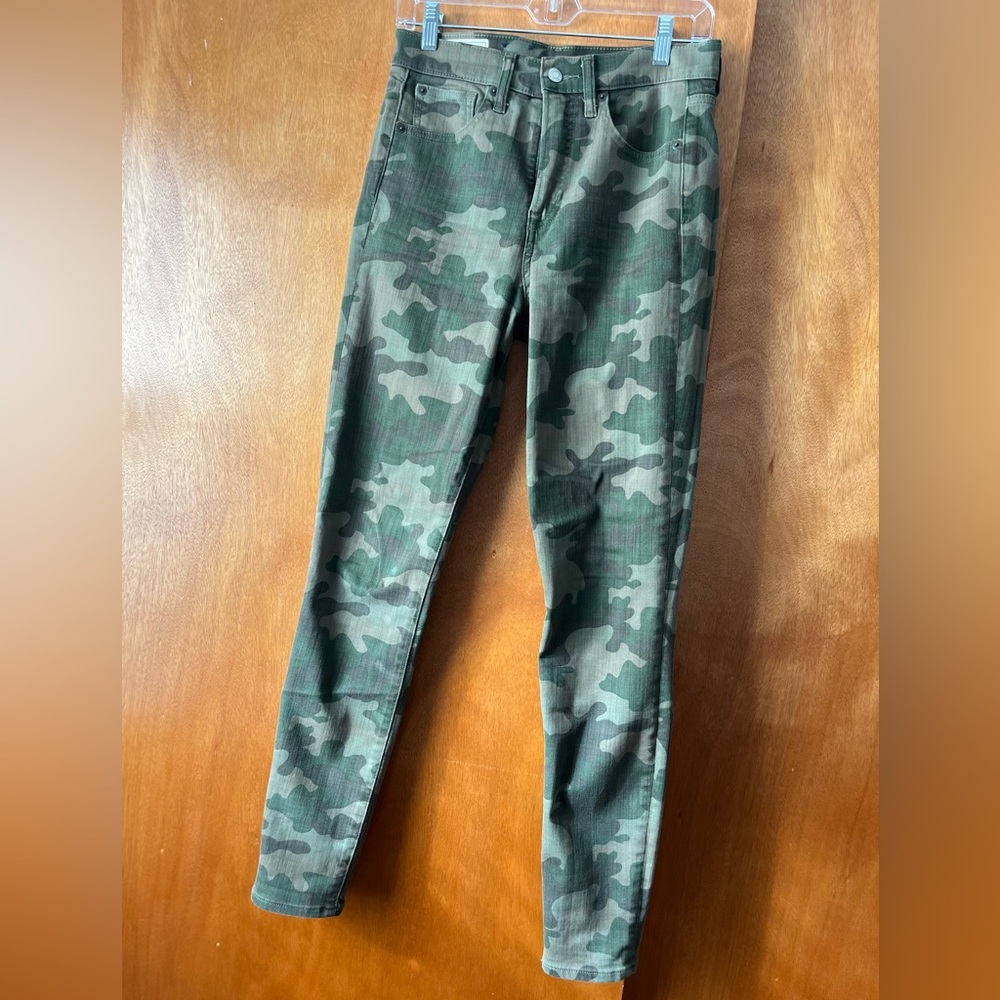 GAP TRUE SKINNY ANKLE HIGH RISE